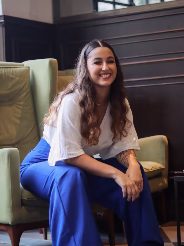 Foto de Glenda Carvalho, Estrategista Digital da Beher Business.