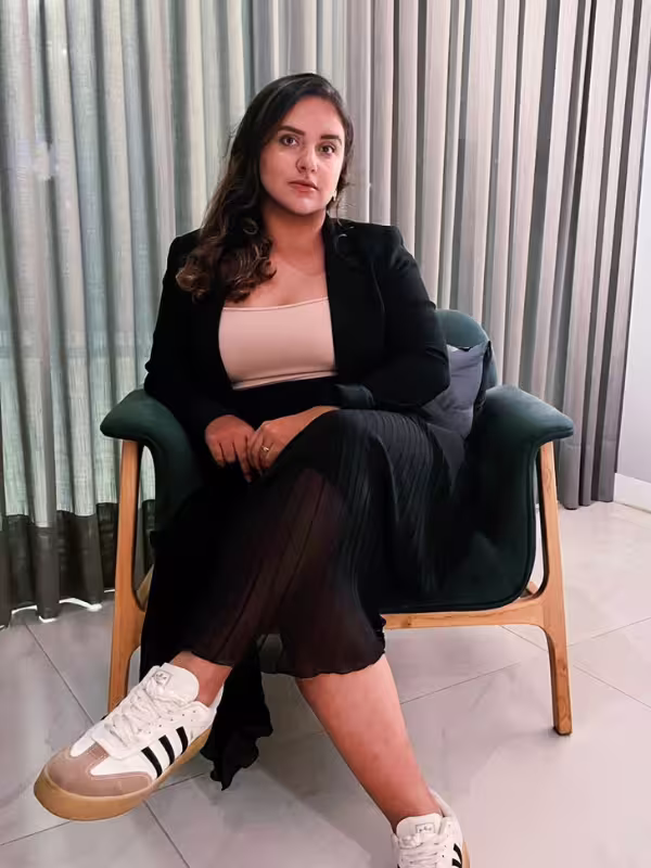 Foto de Renata Ferreira, Estrategista Comercial da Beher Business.